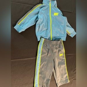 Nike jogging suit set 12m